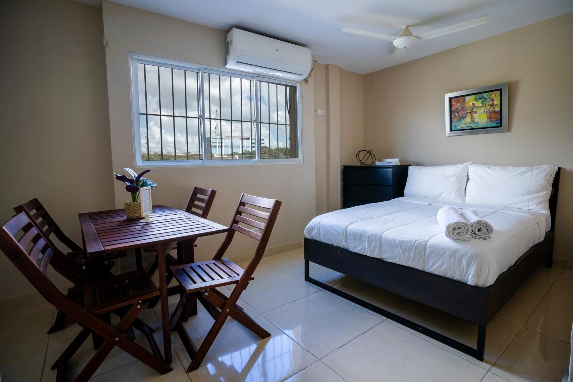 Apartamentos Roman Santo Domingo Exterior photo
